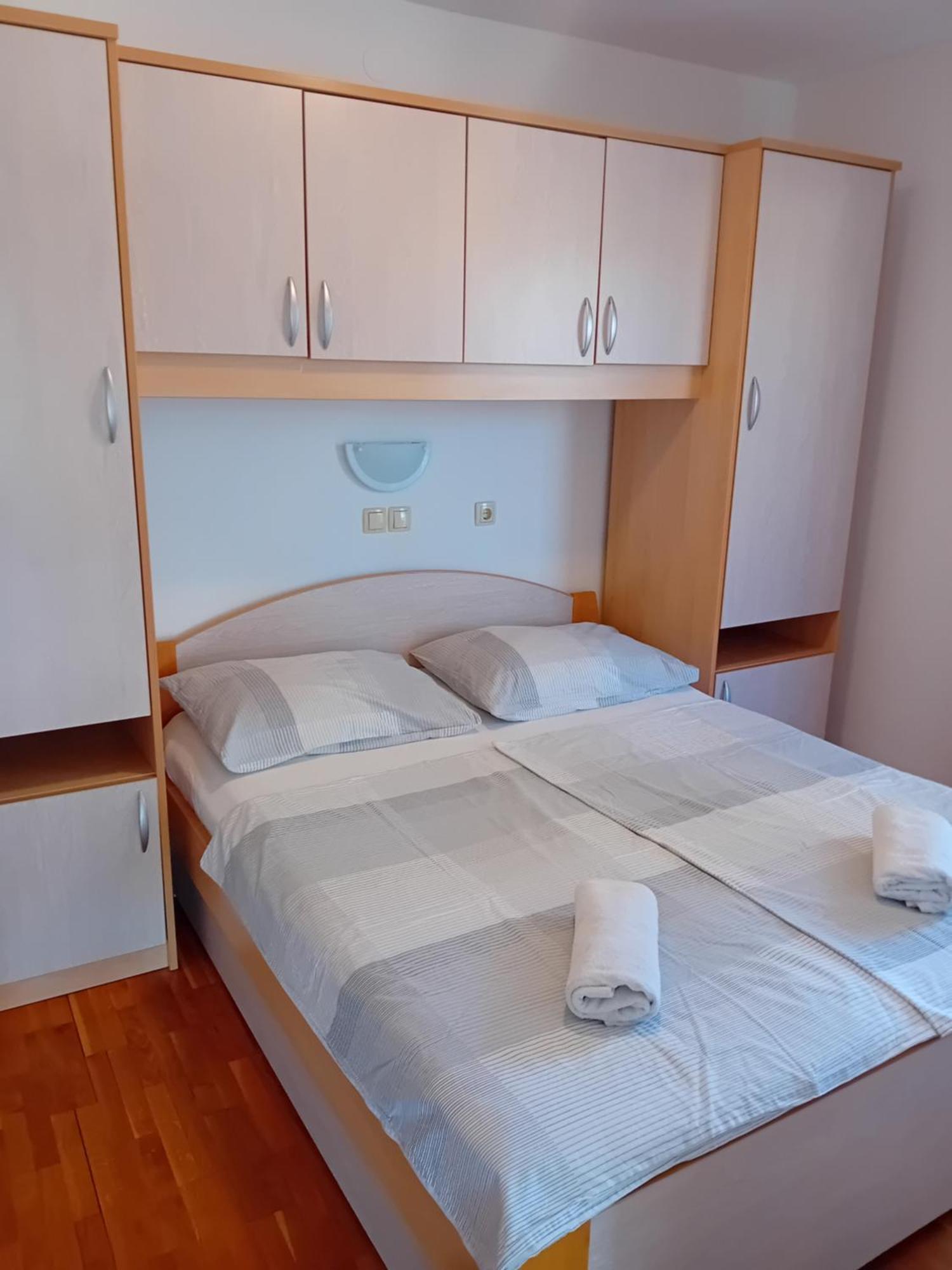 Apartmani Ana I Predrag Lopar Cameră foto