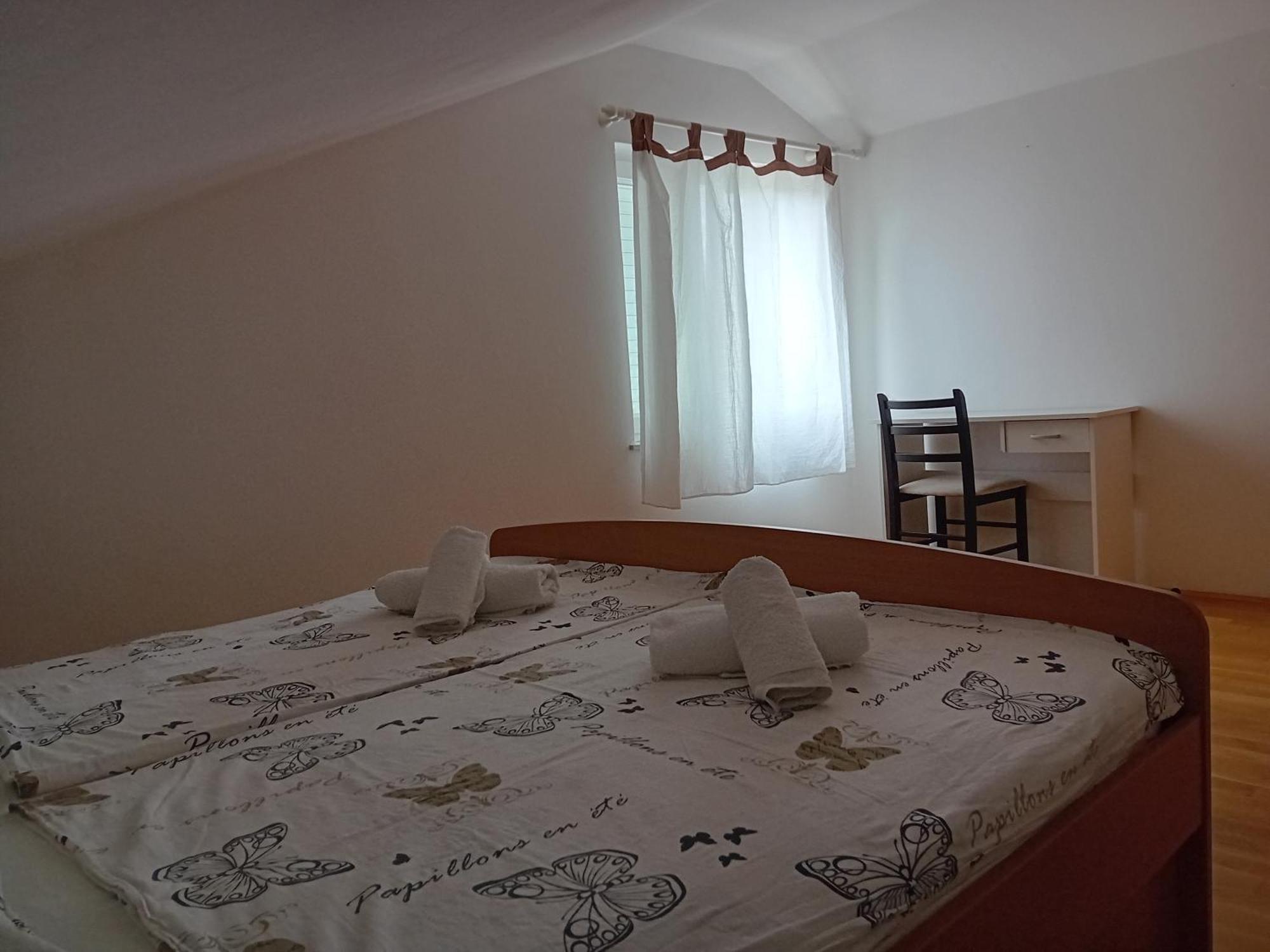 Apartmani Ana I Predrag Lopar Cameră foto